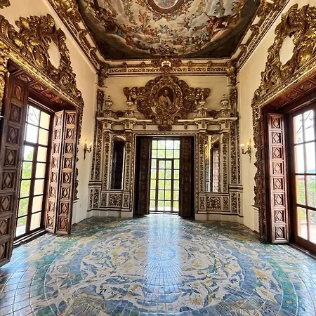 De La Casa Ducal *